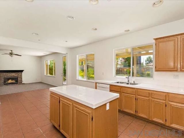 1586 Silver Cup CT, Redlands, CA 92374