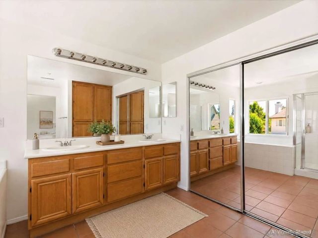 1586 Silver Cup CT, Redlands, CA 92374