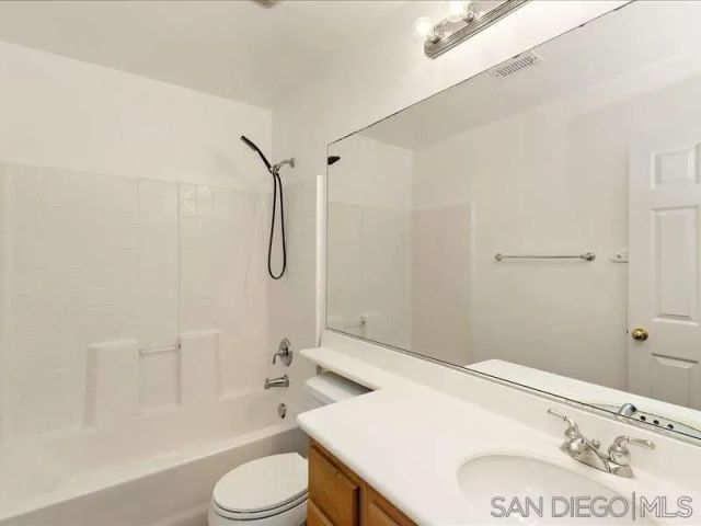 1586 Silver Cup CT, Redlands, CA 92374
