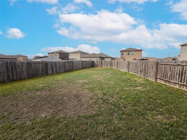 501 Yearwood LN 1D, Jarrell, TX 76537