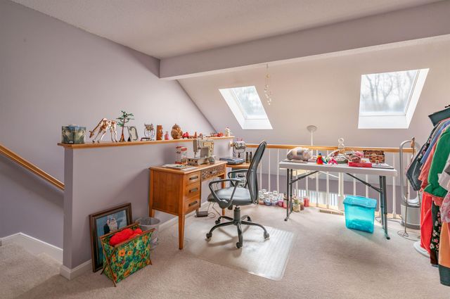 8 Bartemus Trail, Nashua, NH 03063