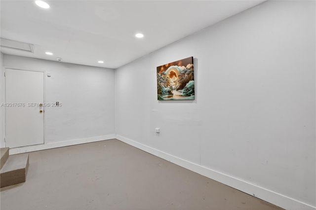 1130 NW 57th St, Miami, FL 33127