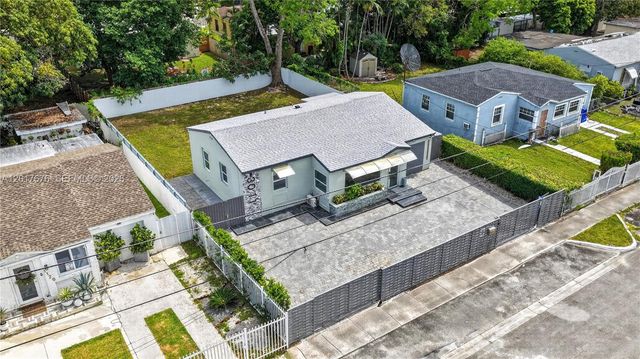 1130 NW 57th St, Miami, FL 33127