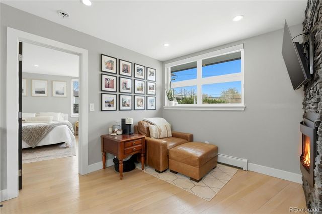 999 S Fillmore Way, Denver, CO 80209