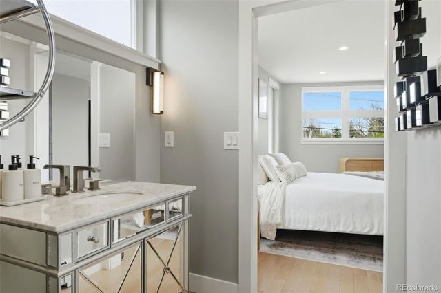 999 S Fillmore Way, Denver, CO 80209