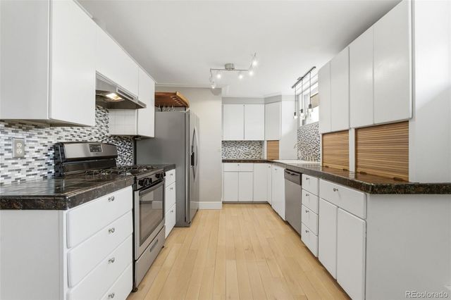 999 S Fillmore Way, Denver, CO 80209