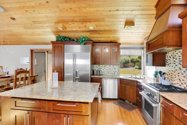 10612 E 46th Ave, Spokane Valley, WA 99206