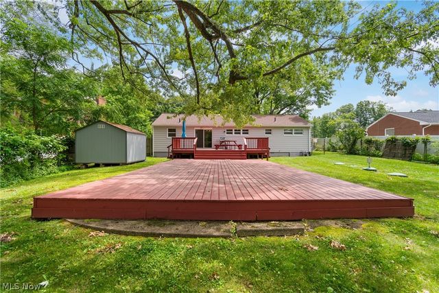 5768 Nolley Road, Akron, OH 44319