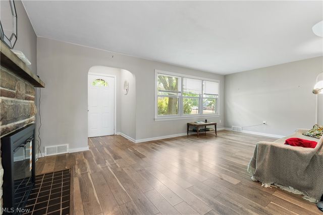 5768 Nolley Road, Akron, OH 44319
