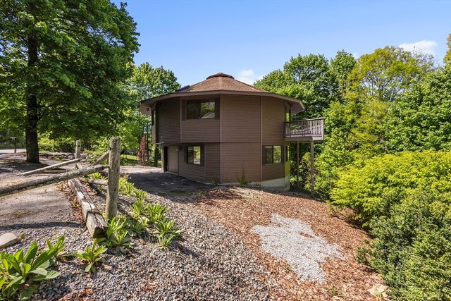 150 Hampton St, Auburn, MA 01501