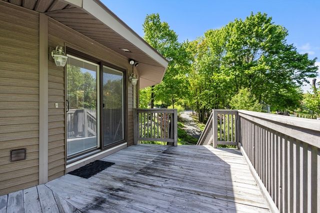 150 Hampton St, Auburn, MA 01501