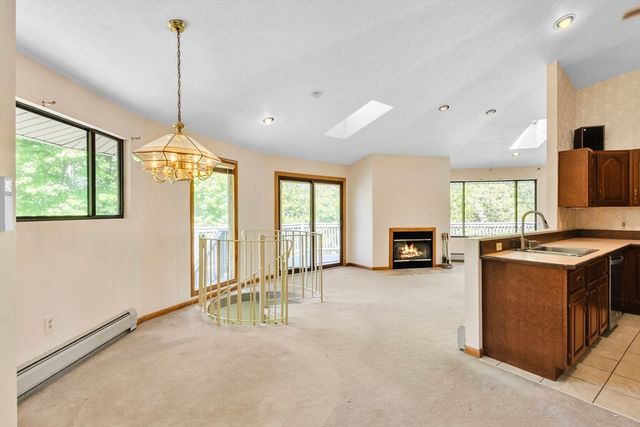150 Hampton St, Auburn, MA 01501