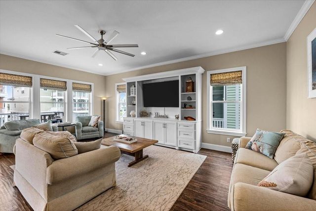 3827 Conch, Galveston, TX 77554