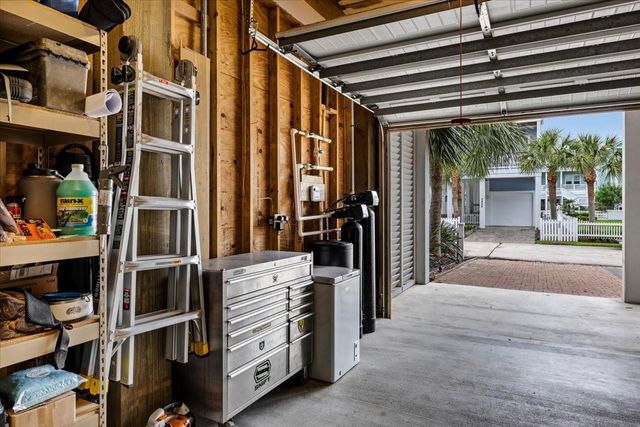 3827 Conch, Galveston, TX 77554