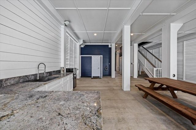 3827 Conch, Galveston, TX 77554