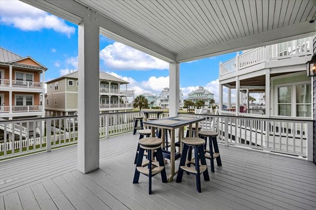3827 Conch, Galveston, TX 77554