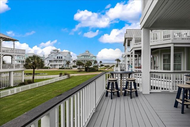 3827 Conch, Galveston, TX 77554