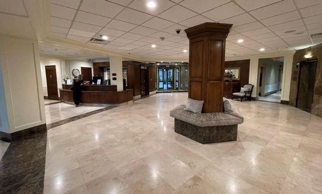 3525 Sage Road 718, Houston, TX 77056