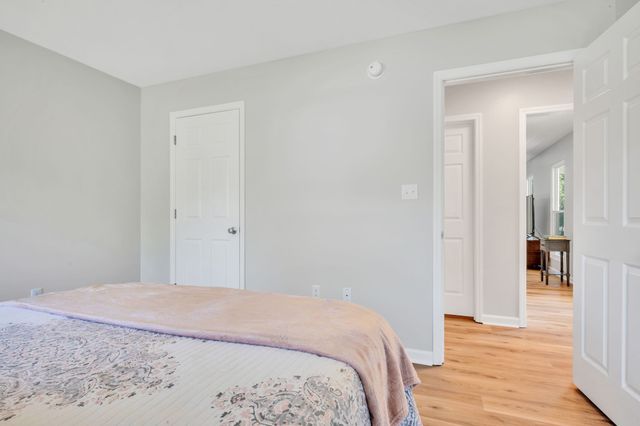 643 Bear Creek Valley Rd, Bon Aqua, TN 37025