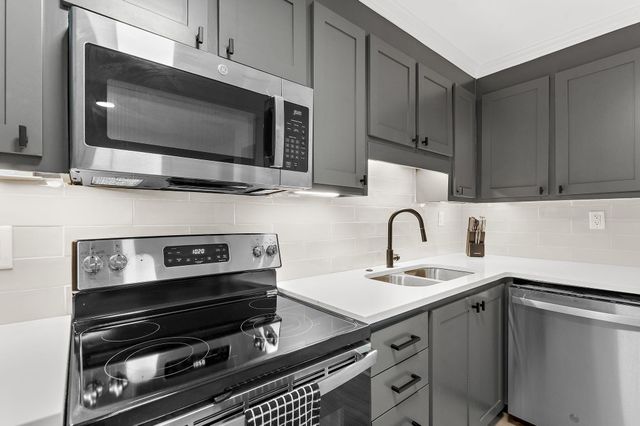 224 Grove Street, Charleston, SC 29403