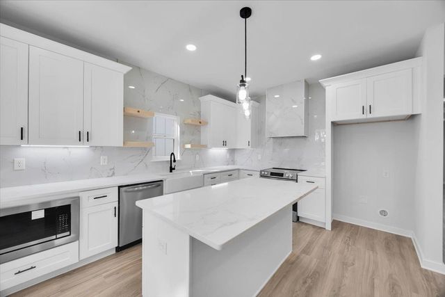 120 Lyman Avenue, Duncan, SC 29334