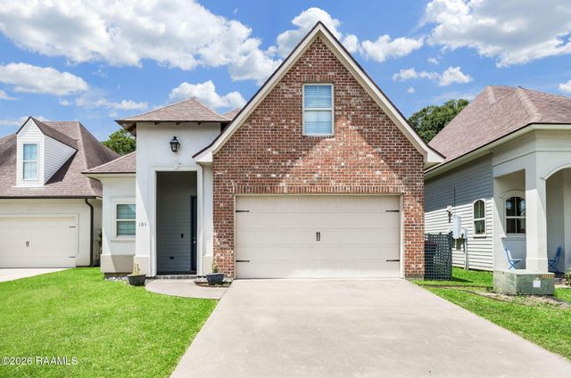 104 Nautilus Court, Lafayette, LA 70508