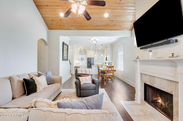104 Nautilus Court, Lafayette, LA 70508