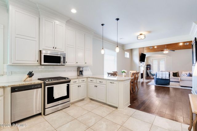 104 Nautilus Court, Lafayette, LA 70508