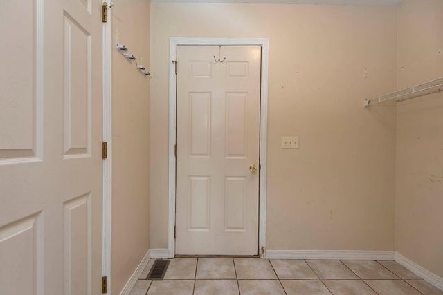 1344 W Berkshire Avenue, Nixa, MO 65714