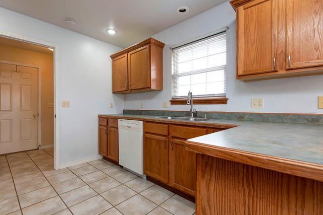 1344 W Berkshire Avenue, Nixa, MO 65714