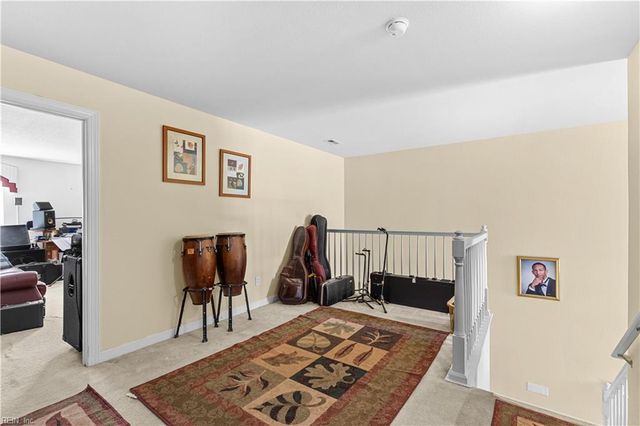 513 Telfyan DR, Chesapeake, VA 23320
