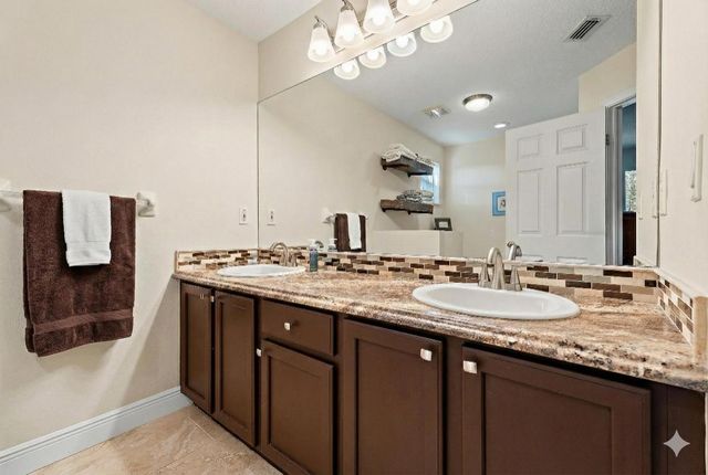 114 Pennock Landing Circle, Jupiter, FL 33458