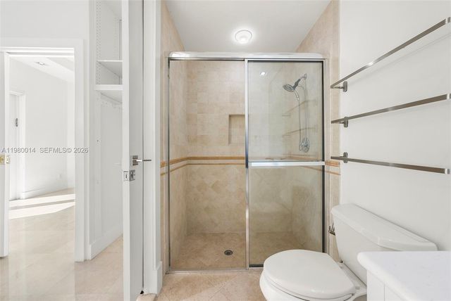 822 Meridian Lane, Hollywood, FL 33019