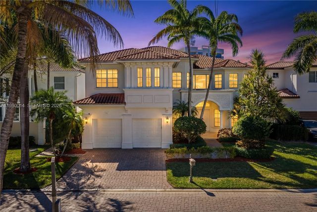822 Meridian Lane, Hollywood, FL 33019