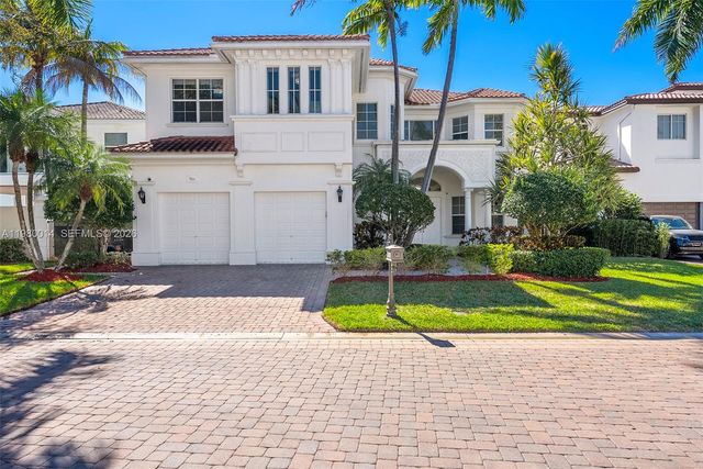 822 Meridian Lane, Hollywood, FL 33019