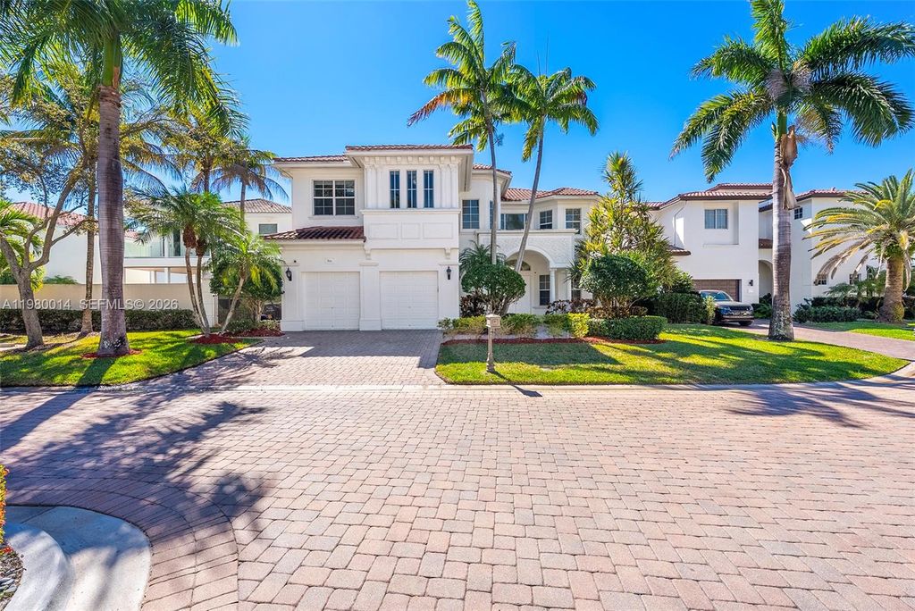 822 Meridian Lane, Hollywood, FL 33019