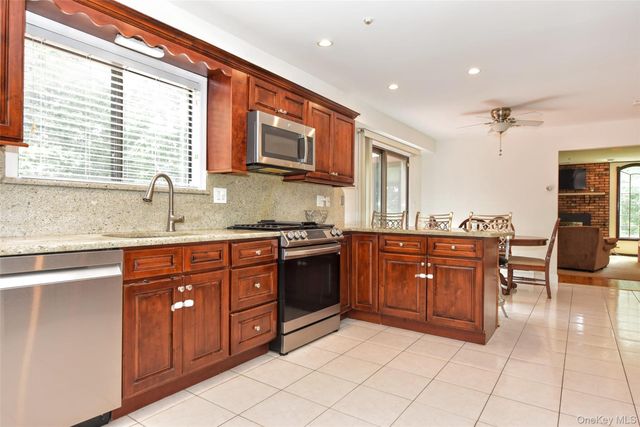 19 Church Road, Suffern, NY 10901