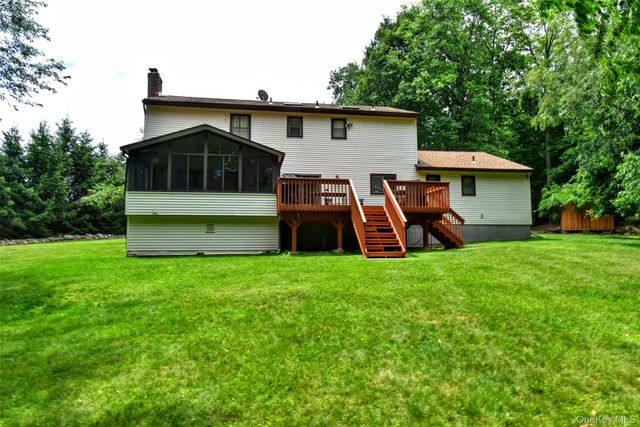 19 Church Road, Suffern, NY 10901