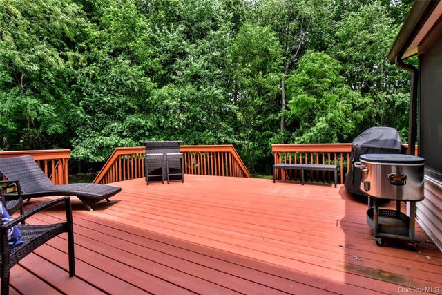19 Church Road, Suffern, NY 10901