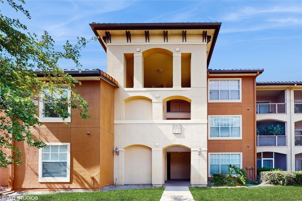 5512 METROWEST BOULEVARD 203, Orlando, FL 32811