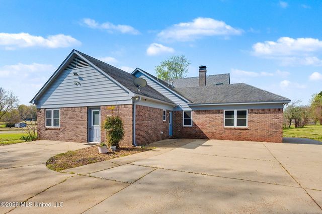 5900 Paloma Drive, Olive Branch, MS 38654