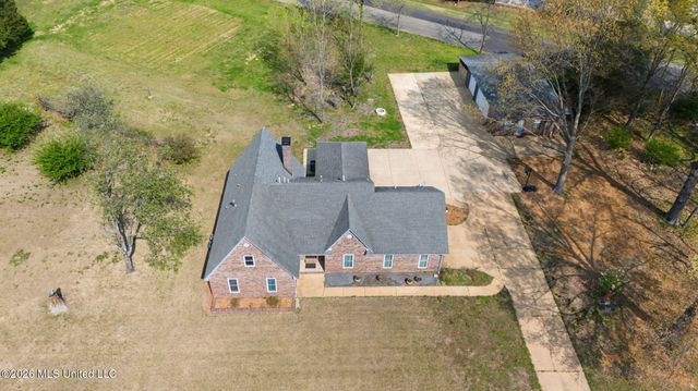 5900 Paloma Drive, Olive Branch, MS 38654