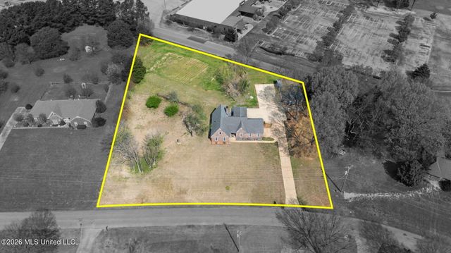 5900 Paloma Drive, Olive Branch, MS 38654