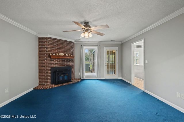 5900 Paloma Drive, Olive Branch, MS 38654