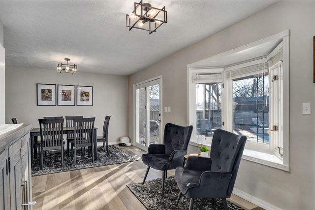 4525 S Jackson Avenue, Springfield, MO 65804