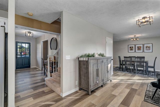 4525 S Jackson Avenue, Springfield, MO 65804