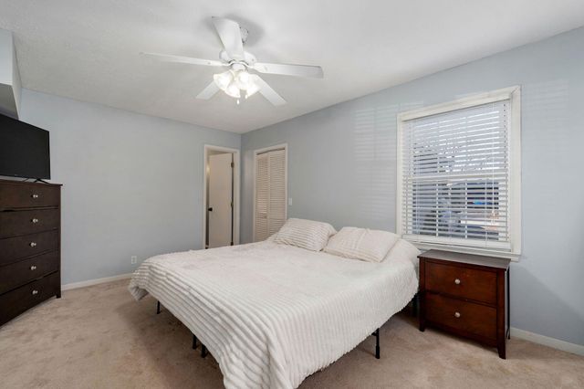 4525 S Jackson Avenue, Springfield, MO 65804