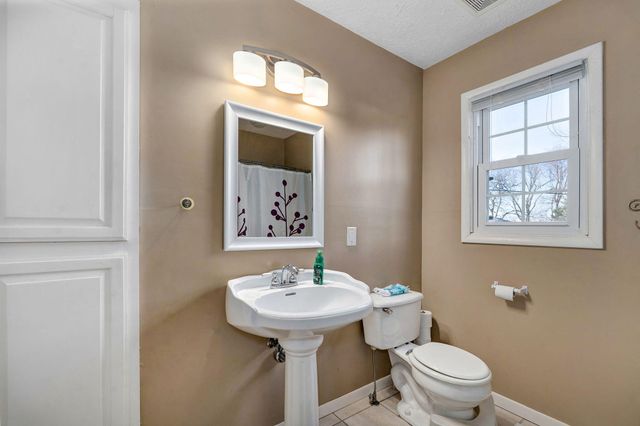 4525 S Jackson Avenue, Springfield, MO 65804