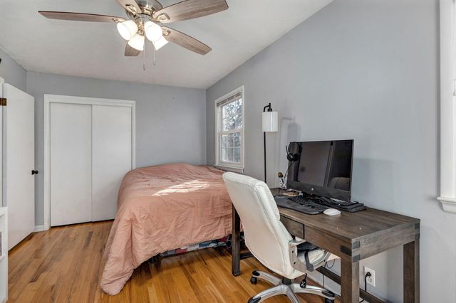 4525 S Jackson Avenue, Springfield, MO 65804