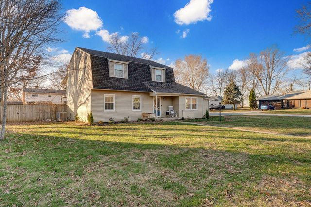 4525 S Jackson Avenue, Springfield, MO 65804